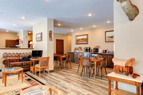 Wagonwheel Hotel Hotel in West Yellowstone