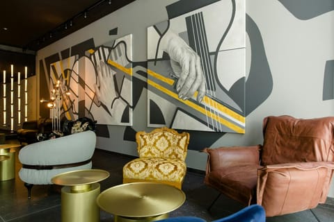 Bar/lounge