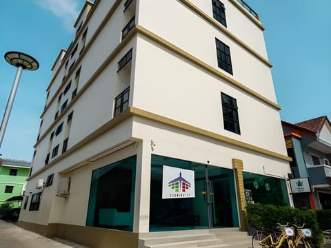 Terminal 58 Hotel in Mai Khao