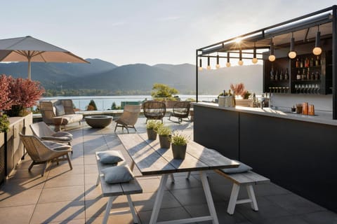 Bar/lounge