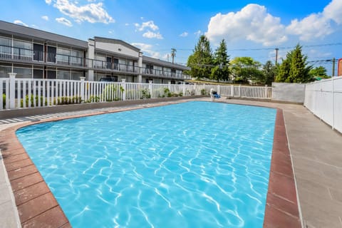 Quality Inn Luray Hotel in Luray