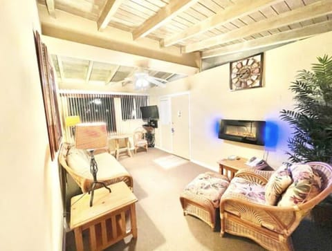 New A Place In The Sun Boutique Hotel Adults Only Hotel in Palm Springs