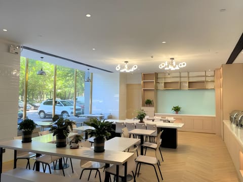 VX Hotel Tianjin Wuqing District Yongyang West Road Florentia Village Hotel in Tianjin