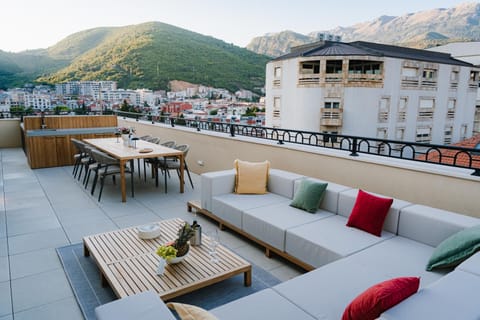 Allure Apartment hotel in Budva