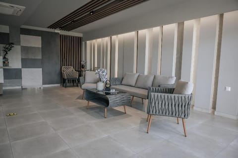 Elizabeth Queen Luxury Rooms  Hotel in Pieria, Greece