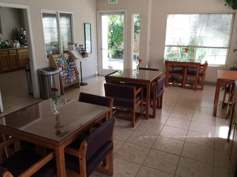 Garden Inn and Suites Hotel in Fresno