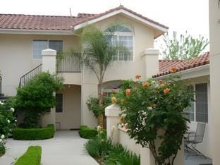 Garden Inn and Suites Hotel in Fresno