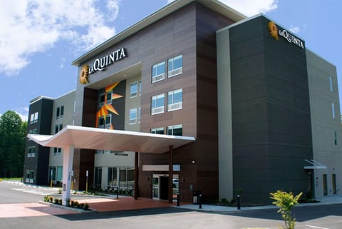 La Quinta Inn & Suites by Wyndham Manchester / Arnold AFB Hotel in Tennessee