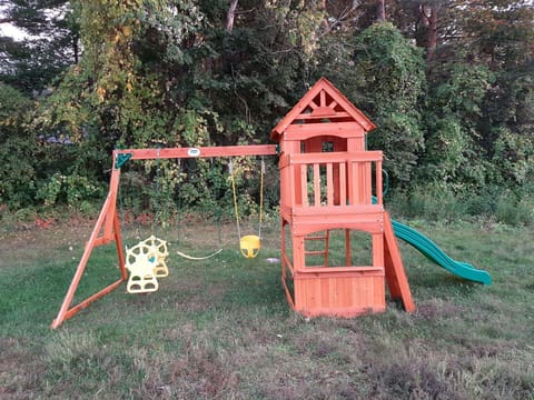 Love Hotels Timberline By OYO Lake Superior Hotel in Ironwood