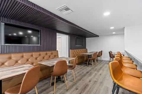 Travelodge by Wyndham Kissimmee/Orlando Hotel in Bay Lake