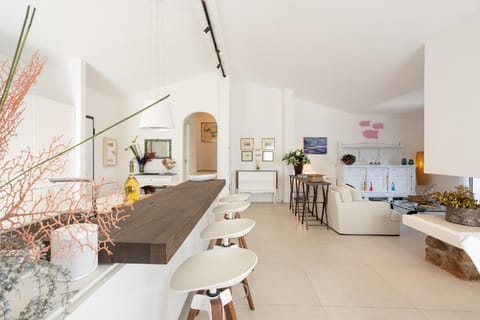 Villa Sea Soul - luxury with access to the sea Resort in Sardinia