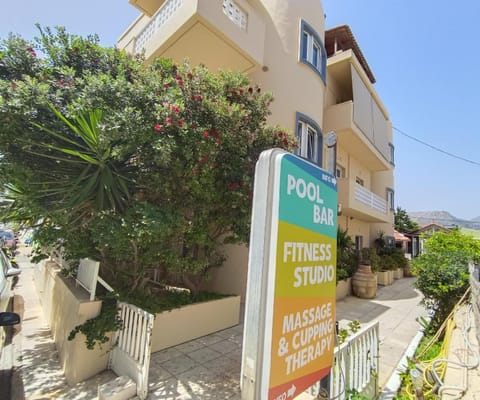 Albatross Apartments Apartment hotel in Crete