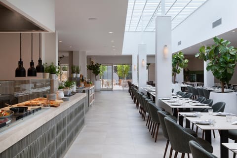 Bluesun Hotel Marina Hotel in Brela