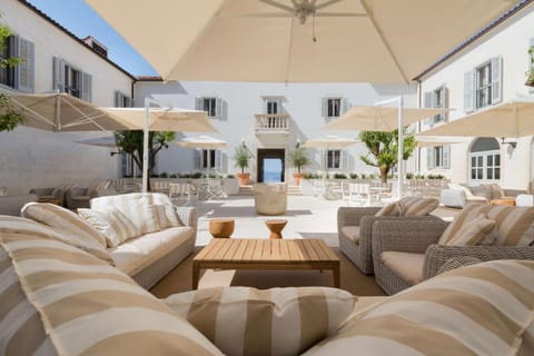 Heritage Hotel Kastelet Hotel in Tučepi