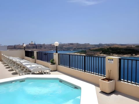 Sliema Marina Hotel Hotel in Sliema
