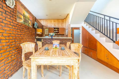 Pondok Lulik Homestay Seseh Apartment hotel in Kediri