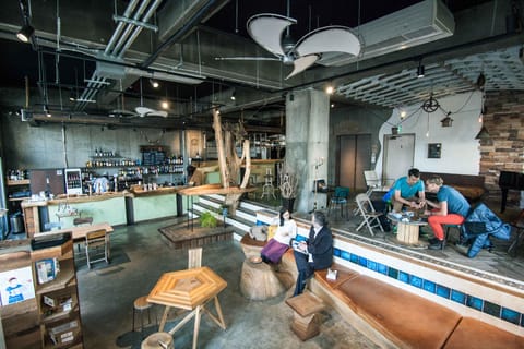 Bar/lounge