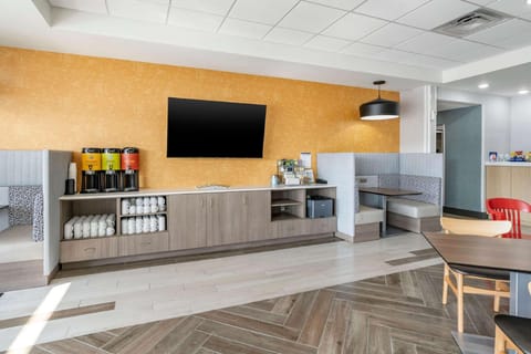 Home2 Suites by Hilton Lexington Keeneland Airport Hotel in Lexington