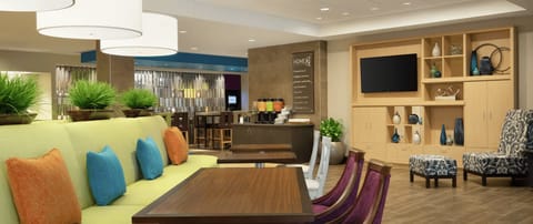 Home2 Suites by Hilton Lexington Keeneland Airport Hotel in Lexington