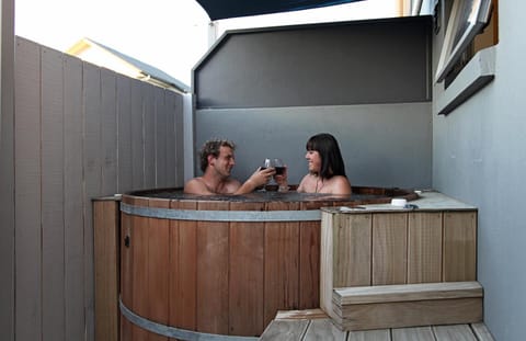 Atrium On Ulster Motel Motel in Hamilton