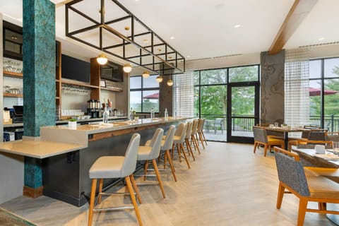 Cambria Hotel Lake Placid - Lakeside Resort Hotel in Lake Placid