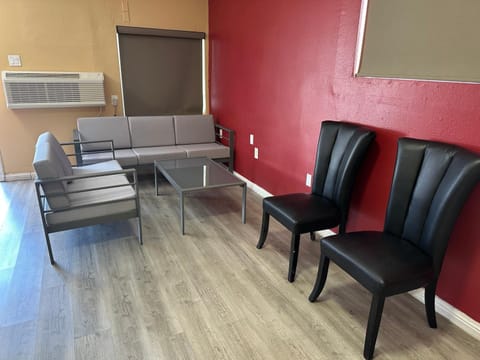 desert inn motel Motel in Corona