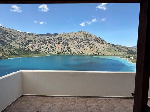 Lakescape Villa In Kournas - Amazing View Resort in Crete