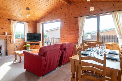 8 Ocean View Lodge in Ilfracombe