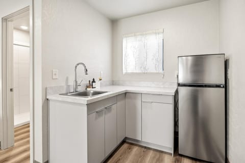 City Center Motel Hotel in Hamilton