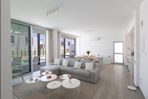 Protaras Olivine Villa Ol9 Resort in Protaras