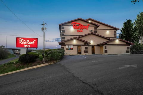 Red Roof Inn Bristol Hotel in Bristol