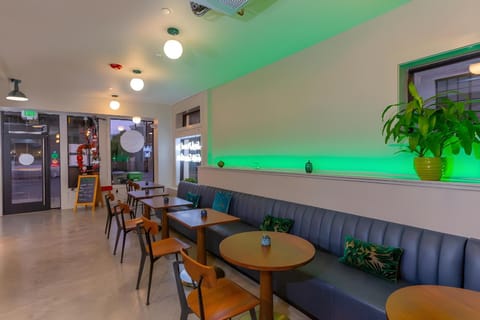 Chapter San Francisco Hostel in Western Addition