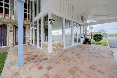 Cannon Inn By Capital O Gonzales Tx Hotel in Gonzales