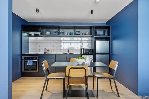 Roomie Apartment Hotel Hotel in Auckland