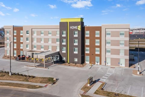 Home2 Suites by Hilton Cedar Rapids Westdale Hotel in Cedar Rapids