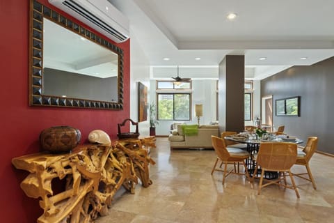 Luana Waikiki Hotel & Suites Hotel in McCully-Moiliili