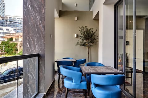 The District Hotel Hotel in Saint Julians