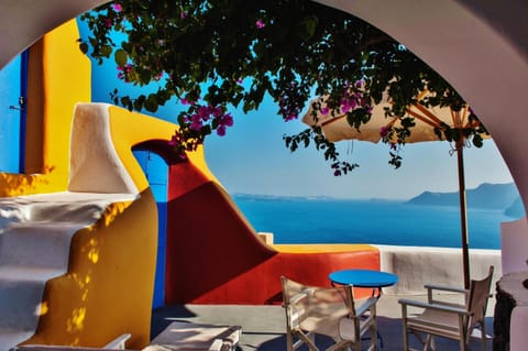 Chroma Suites Apartment hotel in Oia