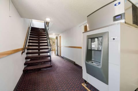 Rodeway Inn & Suites Portland West - Beaverton Hotel in Beaverton