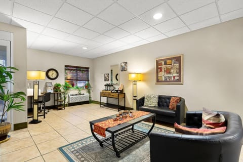 Suburban Studios Morgantown Hotel in Morgantown