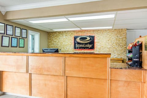 Econo Lodge Madison Airport Hotel in Madison