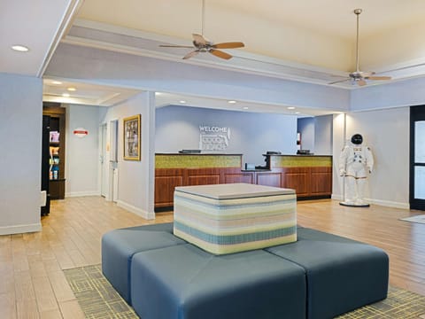 Hampton Inn Cocoa Beach/Cape Canaveral Hotel in Cocoa Beach