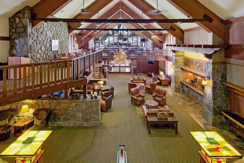 Mammoth Mountain Inn Hotel in Mammoth Lakes