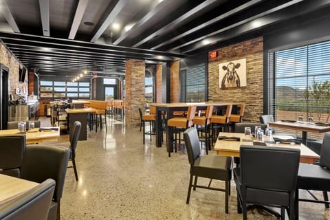 Cobblestone Hotel & Suites - Wickenburg Hotel in Wickenburg