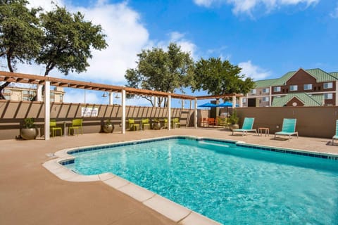 Home2 Suites by Hilton DFW Airport South Irving Hotel in Irving
