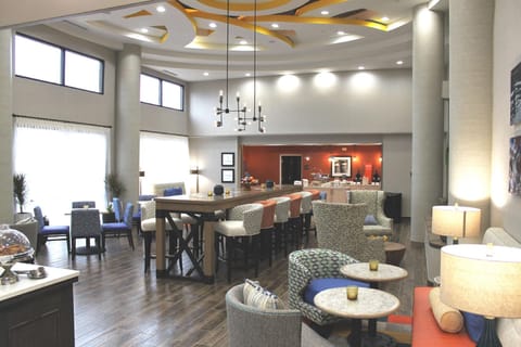 Hampton Inn Forsyth Hotel in Forsyth