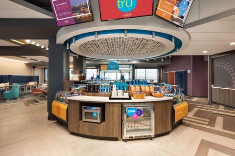 Tru by Hilton Cedar Rapids Westdale Hotel in Cedar Rapids