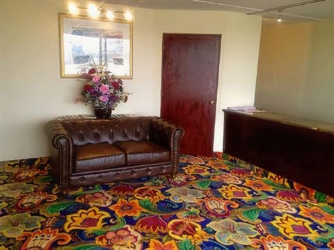 Econo Lodge Hotel in Danville