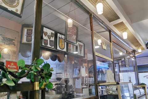 Barcelona Corona Hostal Hostel in Badalona