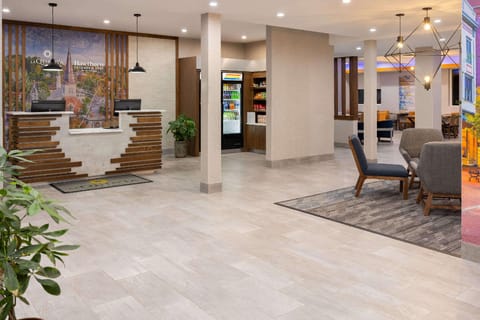 La Quinta Inn & Suites by Wyndham Williston/Burlington Hotel in Williston
